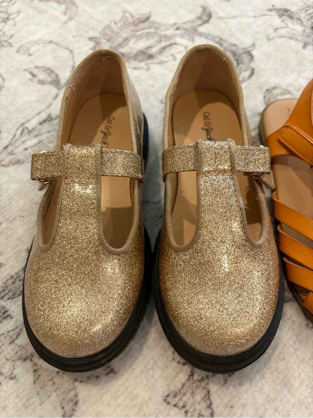Girls Cat & Jack Gold Glitter Mary Jane Shoes